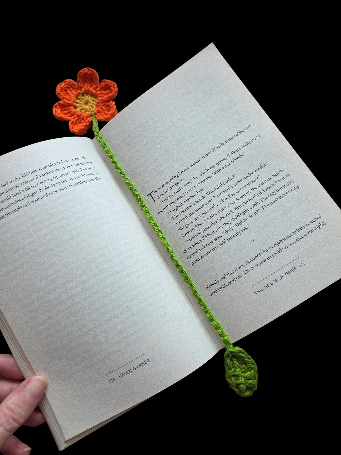 Flower bookmark