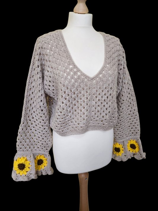 Crochet cropped V neck Sunflower sweater