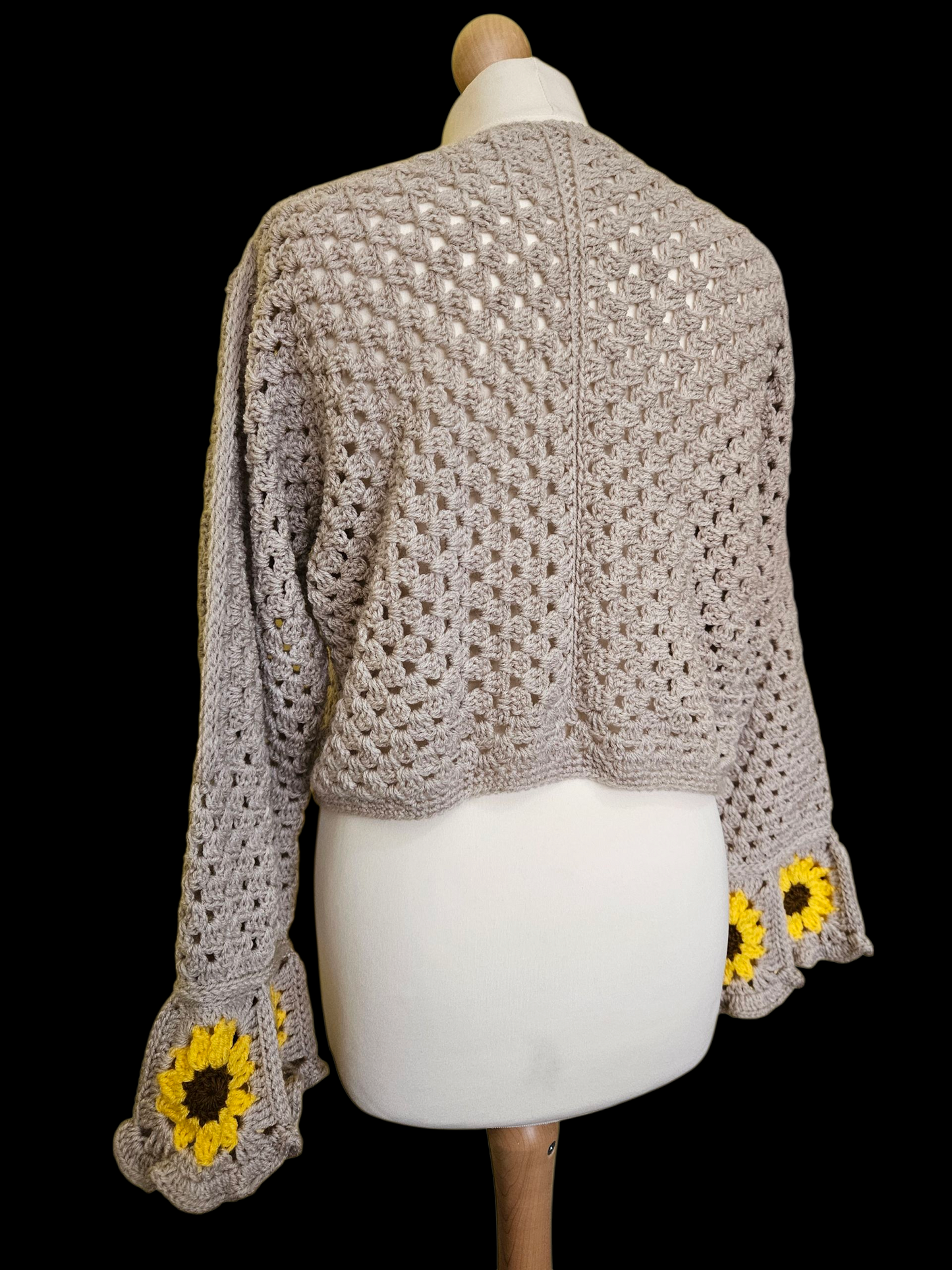 Crochet cropped V neck Sunflower sweater