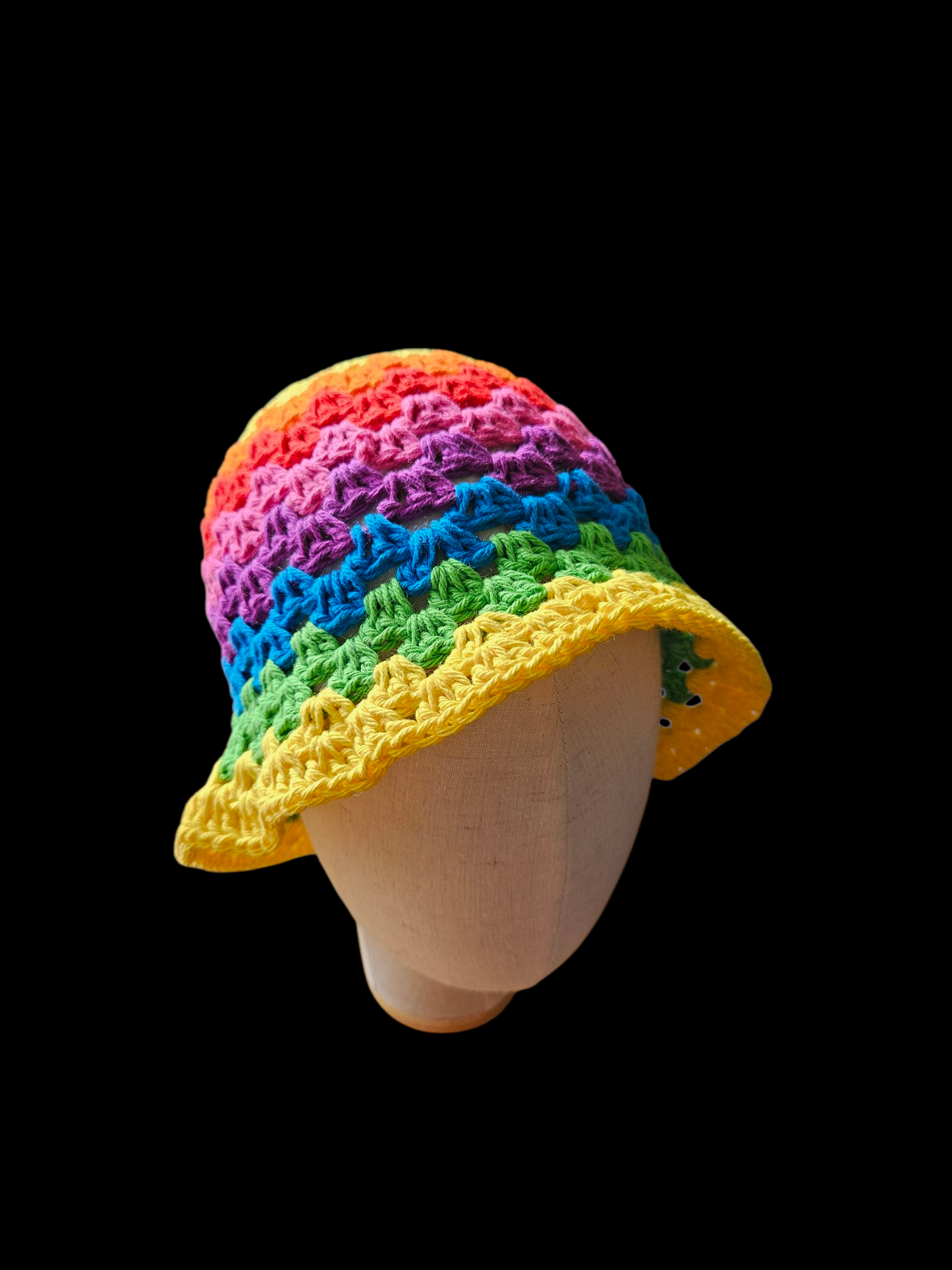 Crochet cotton bucket hat