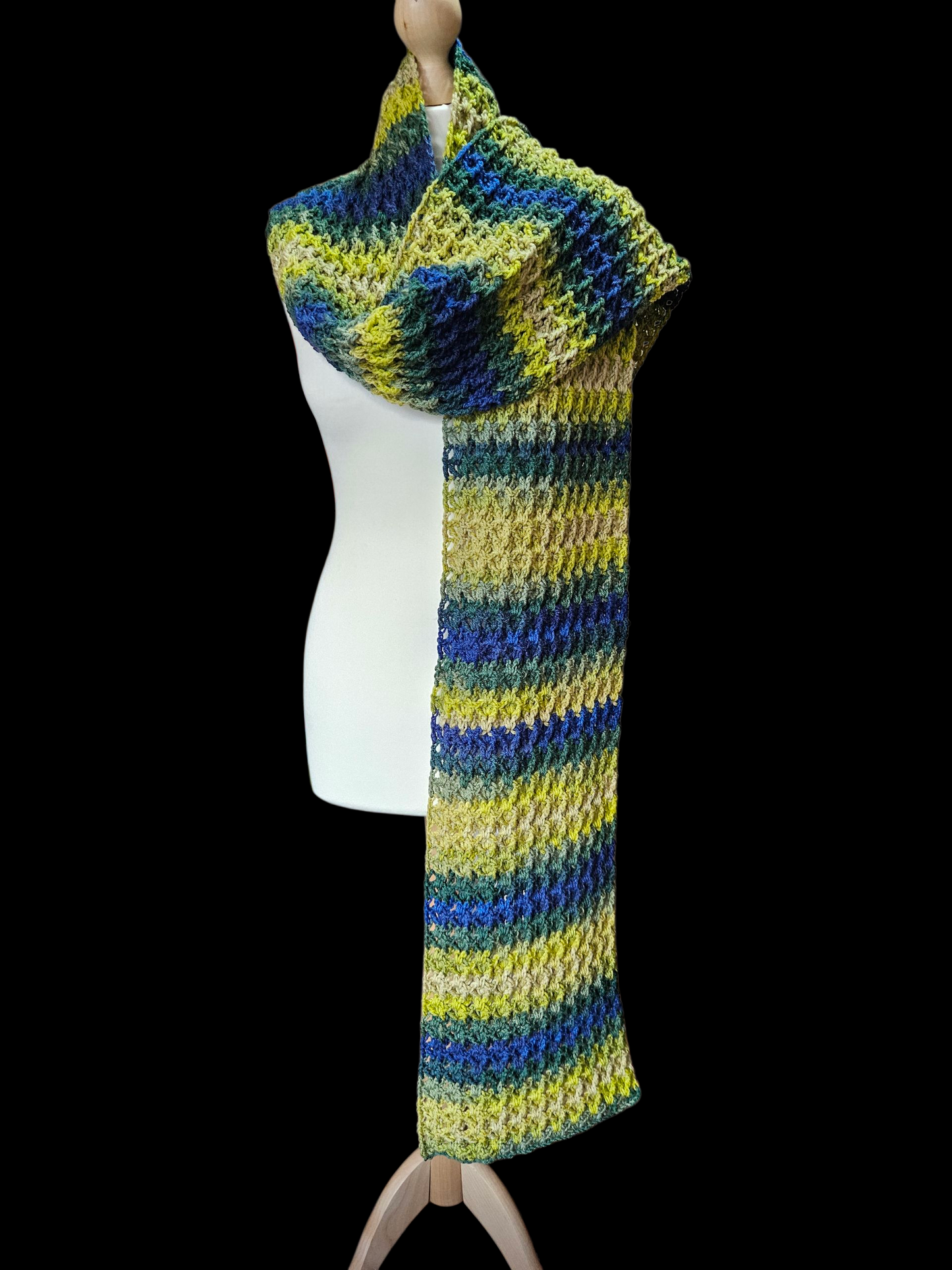 Long textured scarf