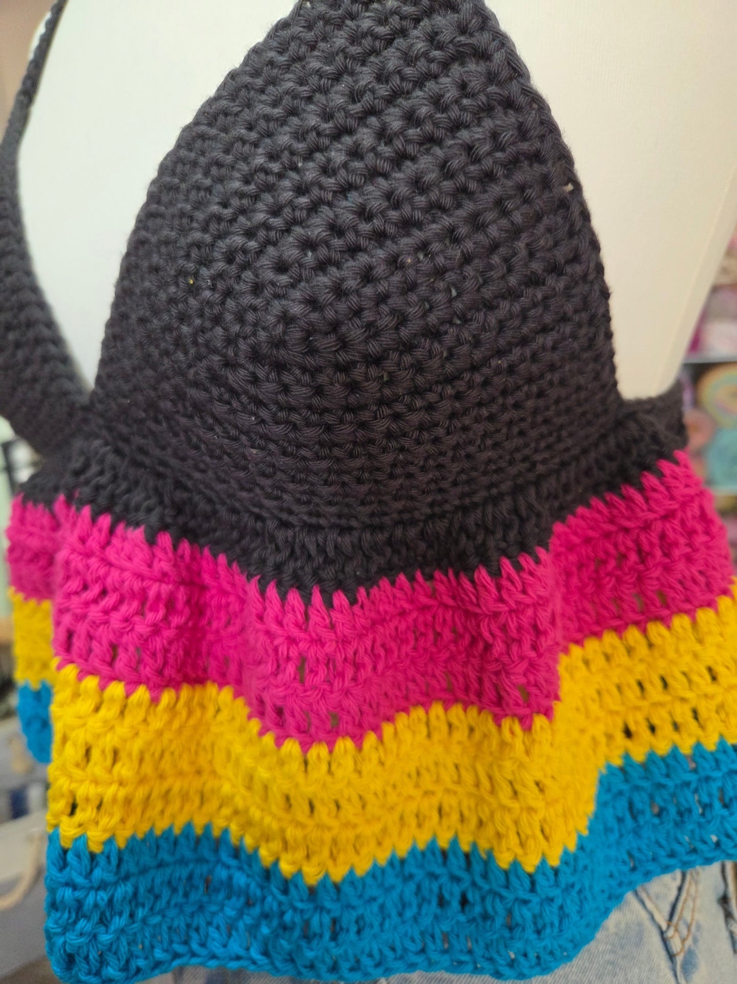 Ruffle crop top - Pride collection